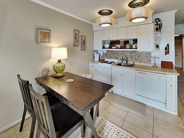 Kitchen at Hilton Head Island Beach & Tennis Resort 340